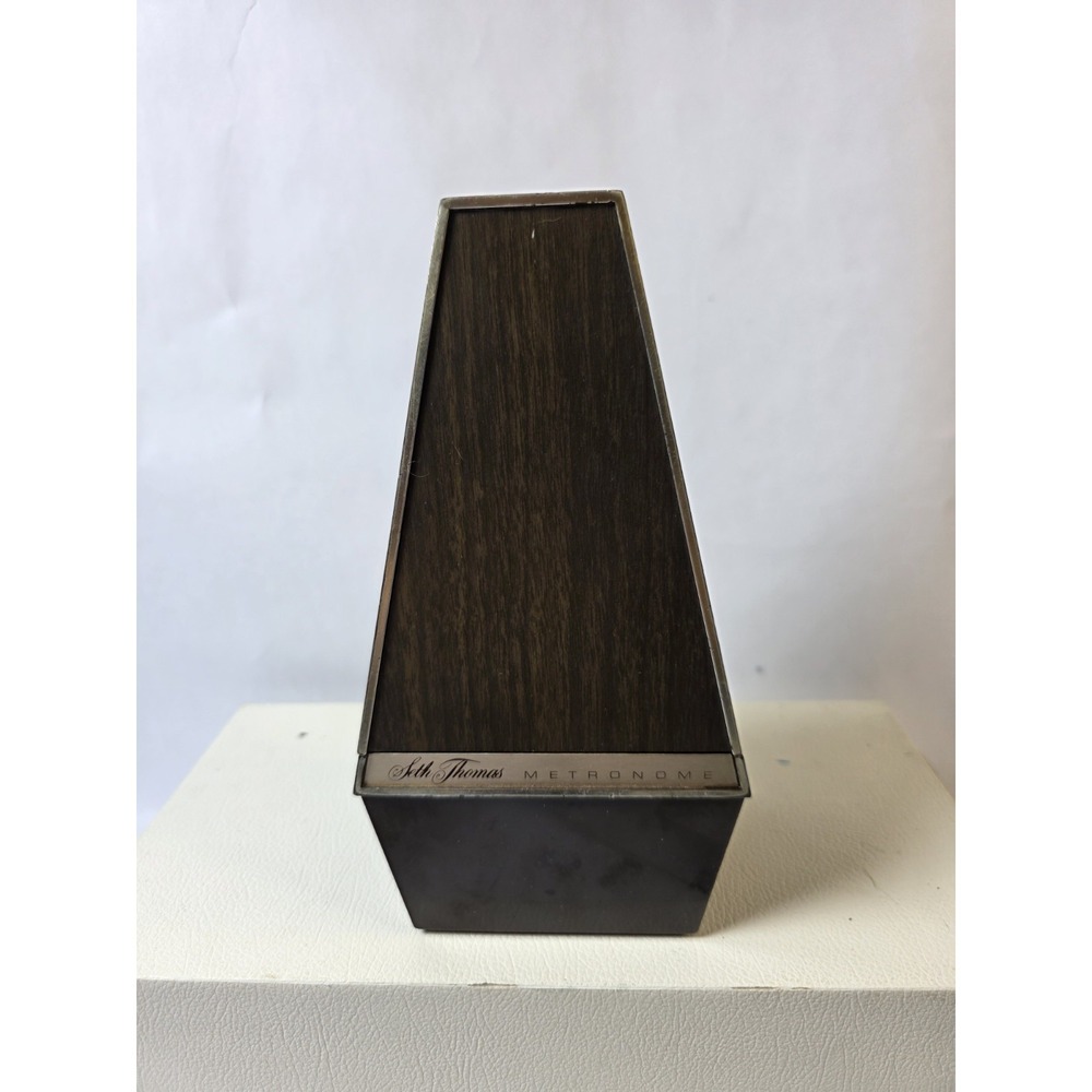VTG ,Seth Thomas 1104A Conductor Metronome Working Plastic Wind-up,Y2K